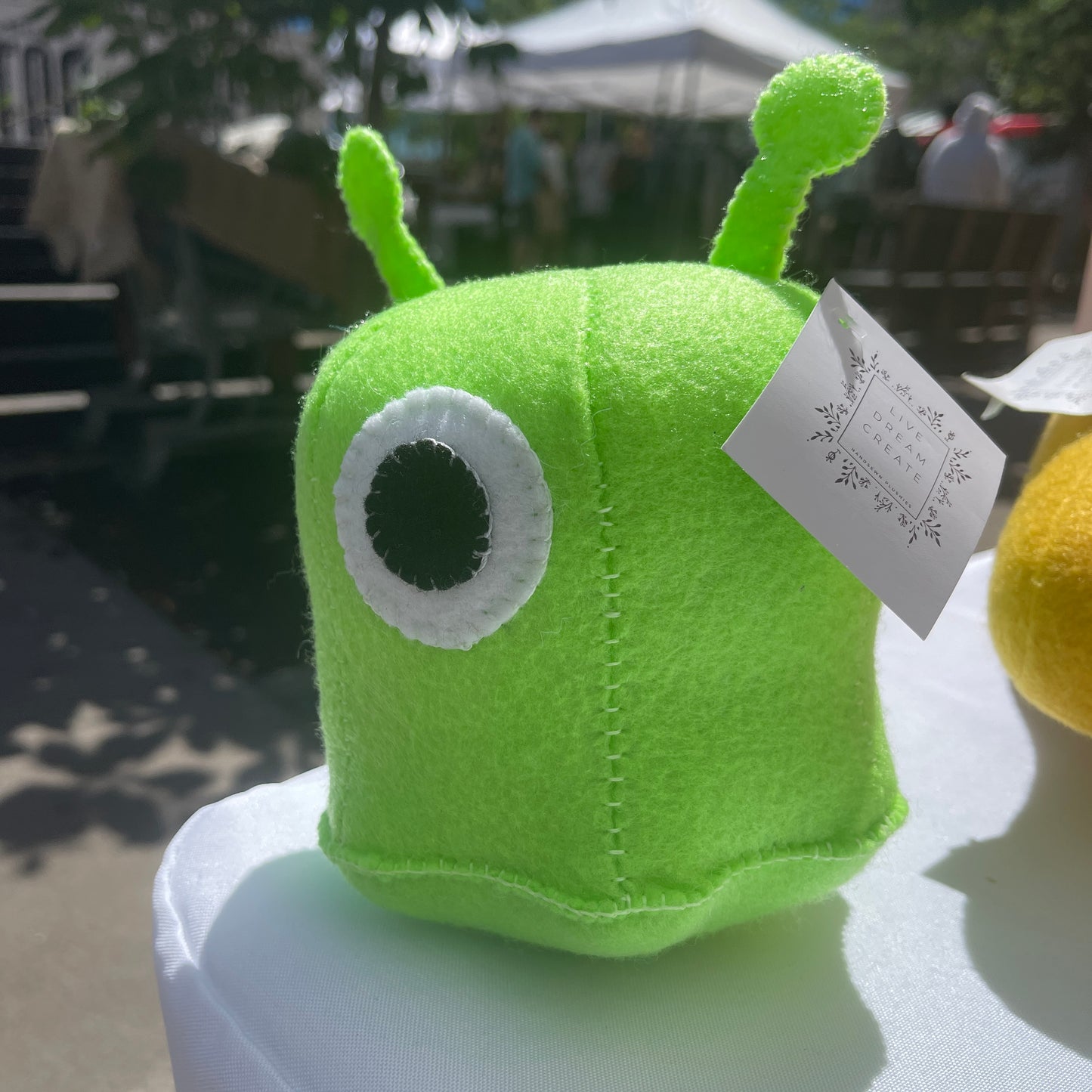 Alien Plush *Featuring Glow-In-The-Dark thread!*